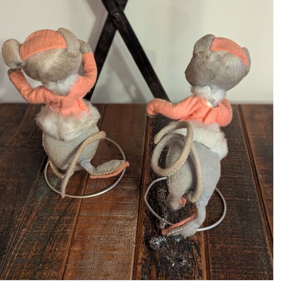 1971 Annalee Figure Skating Mice - Picture 2 of 10
